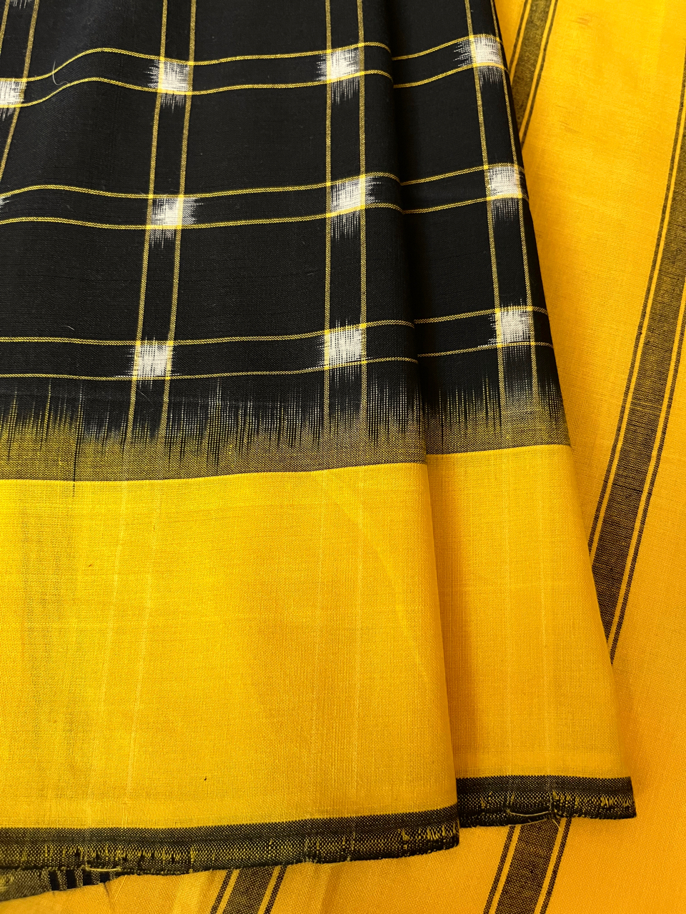 Pochampally Ikat cotton handloom saree