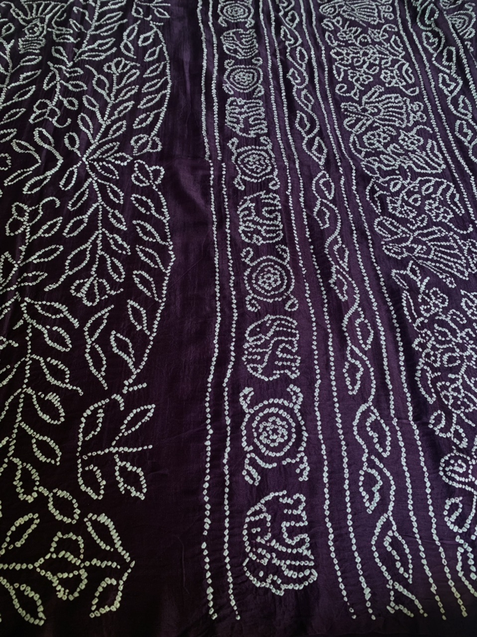 Hand-knotted Bandhani Gajji silk saree