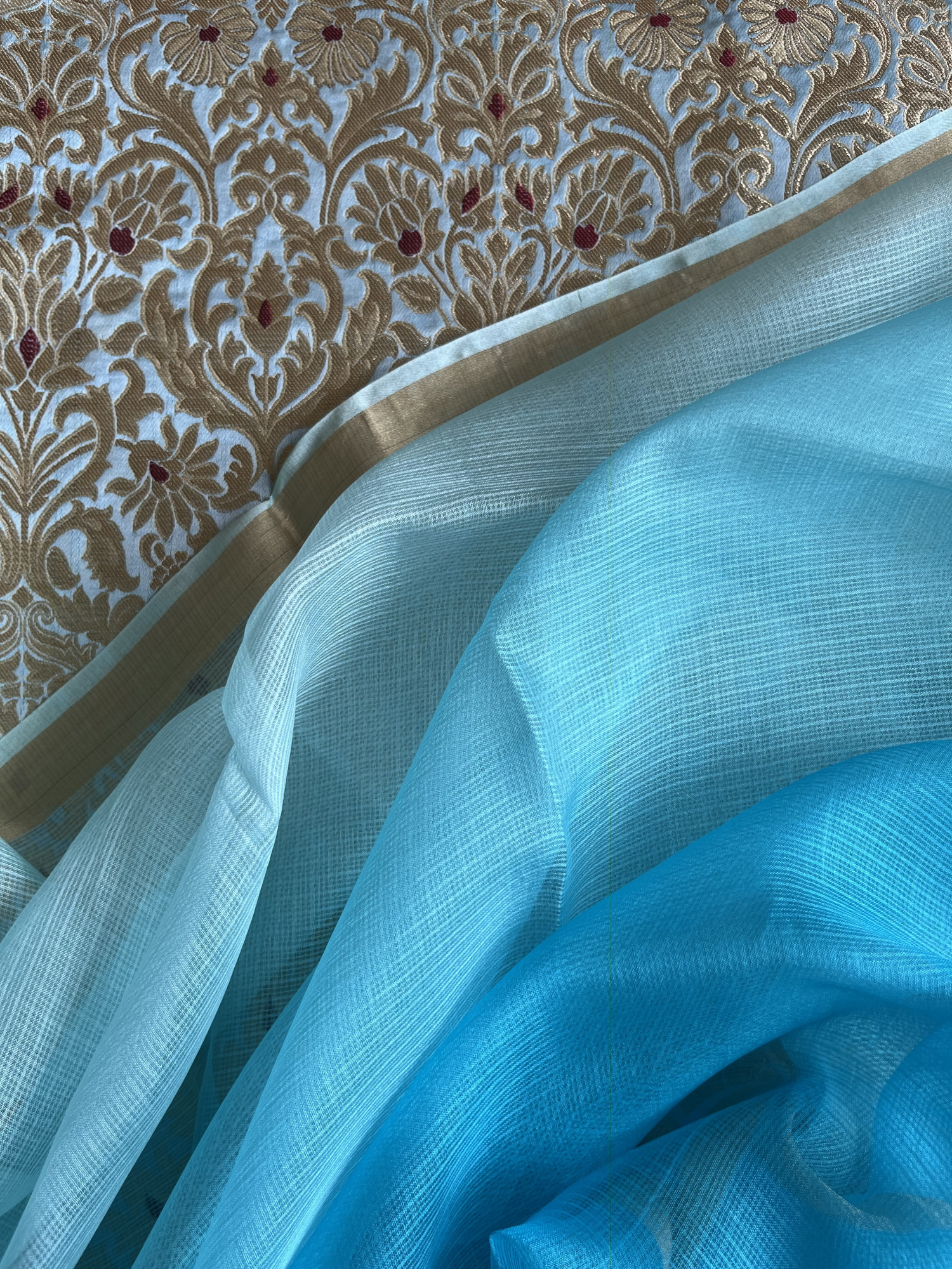 Kota silk saree with Banarasi brocade blouse fabric