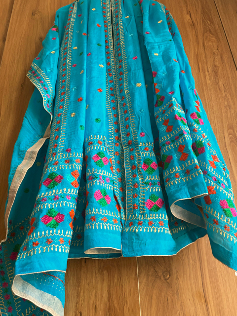 Phulkari hand embroidered chinon chiffon dupatta