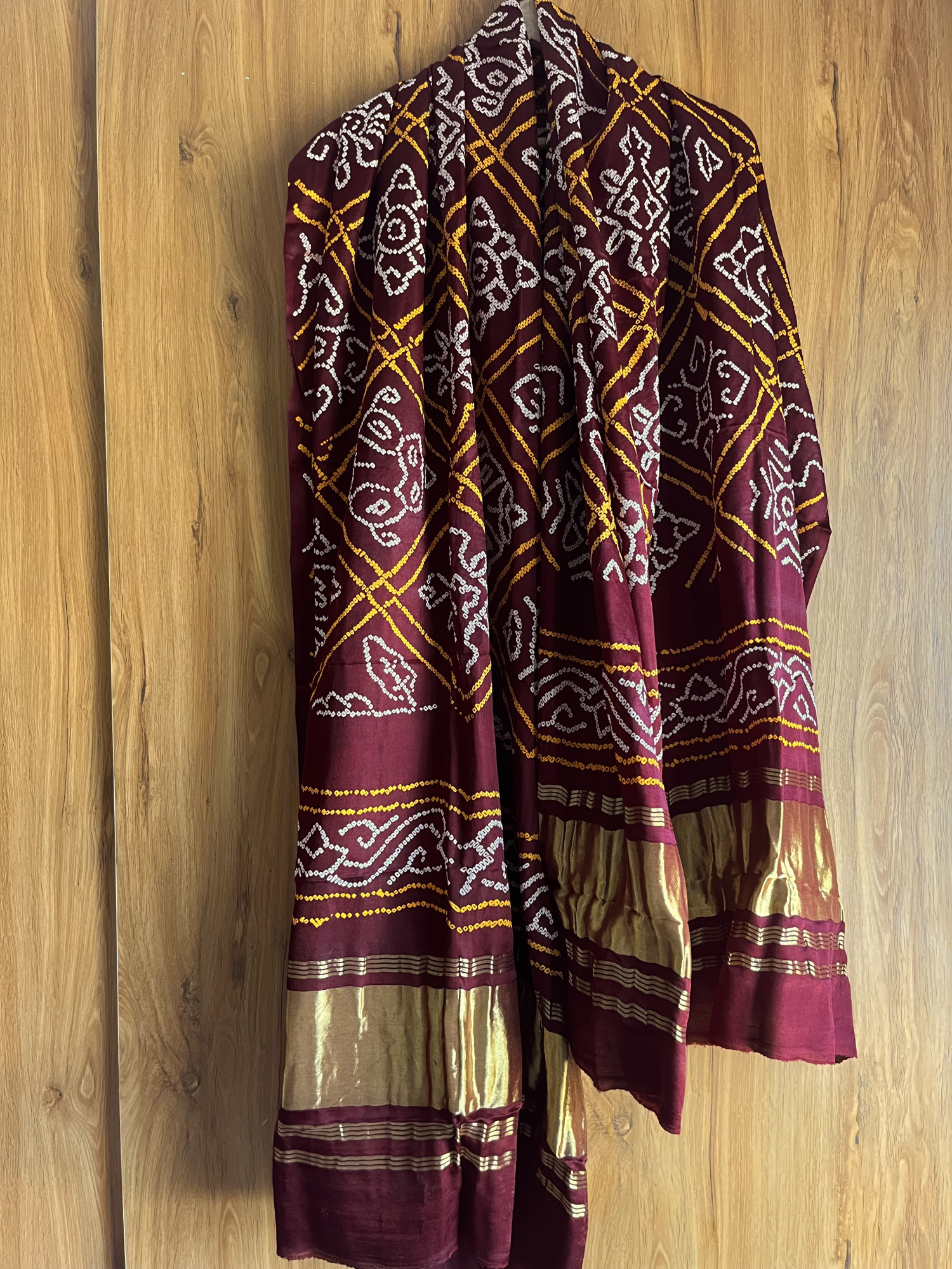 Gajji silk Bandhani dupatta