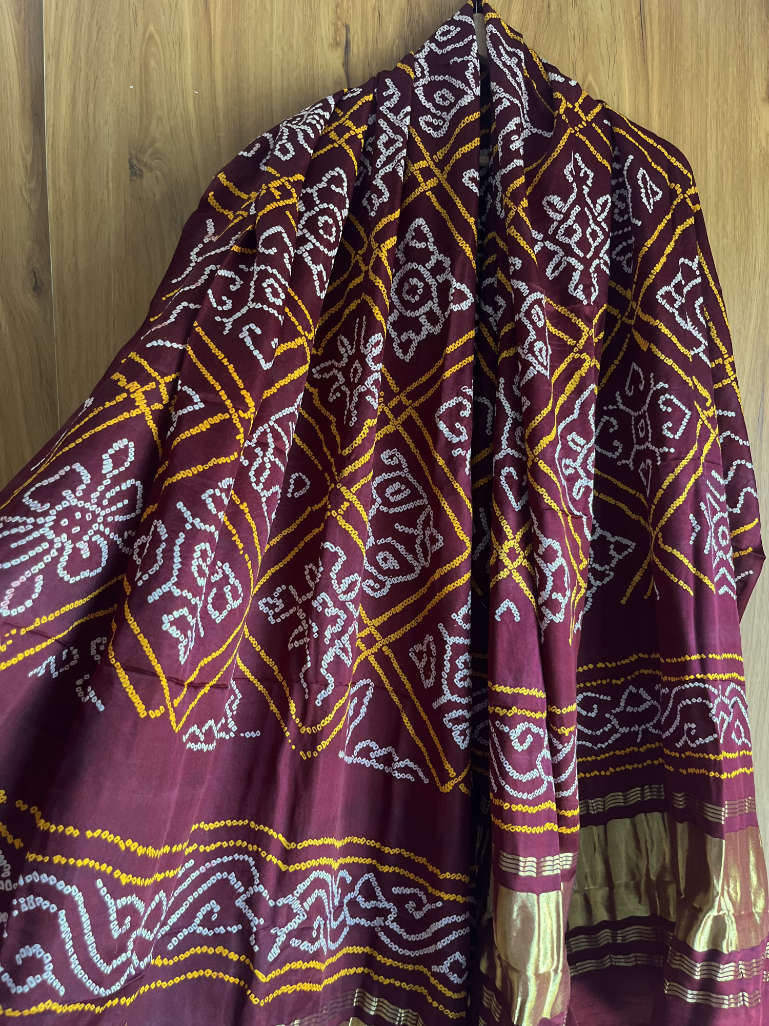 Gajji silk Bandhani dupatta