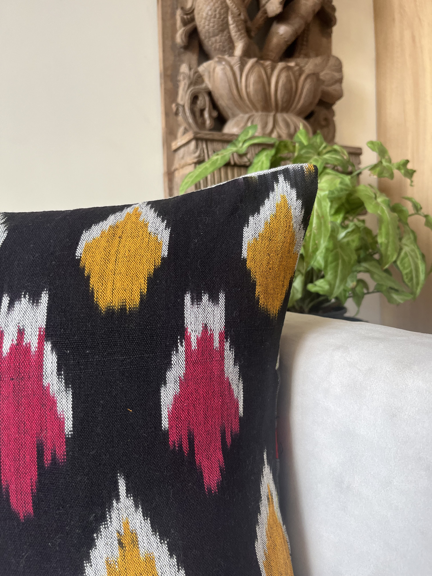 Ikat cushion cover 16 x 16 inches