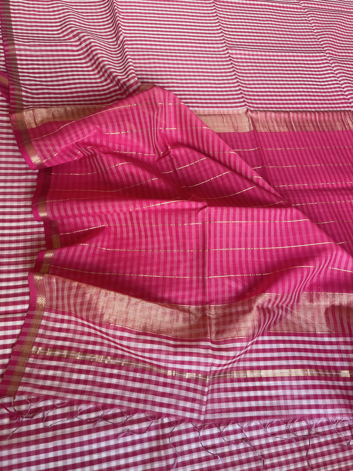 Maheshwari cotton-silk handloom saree Bright pink