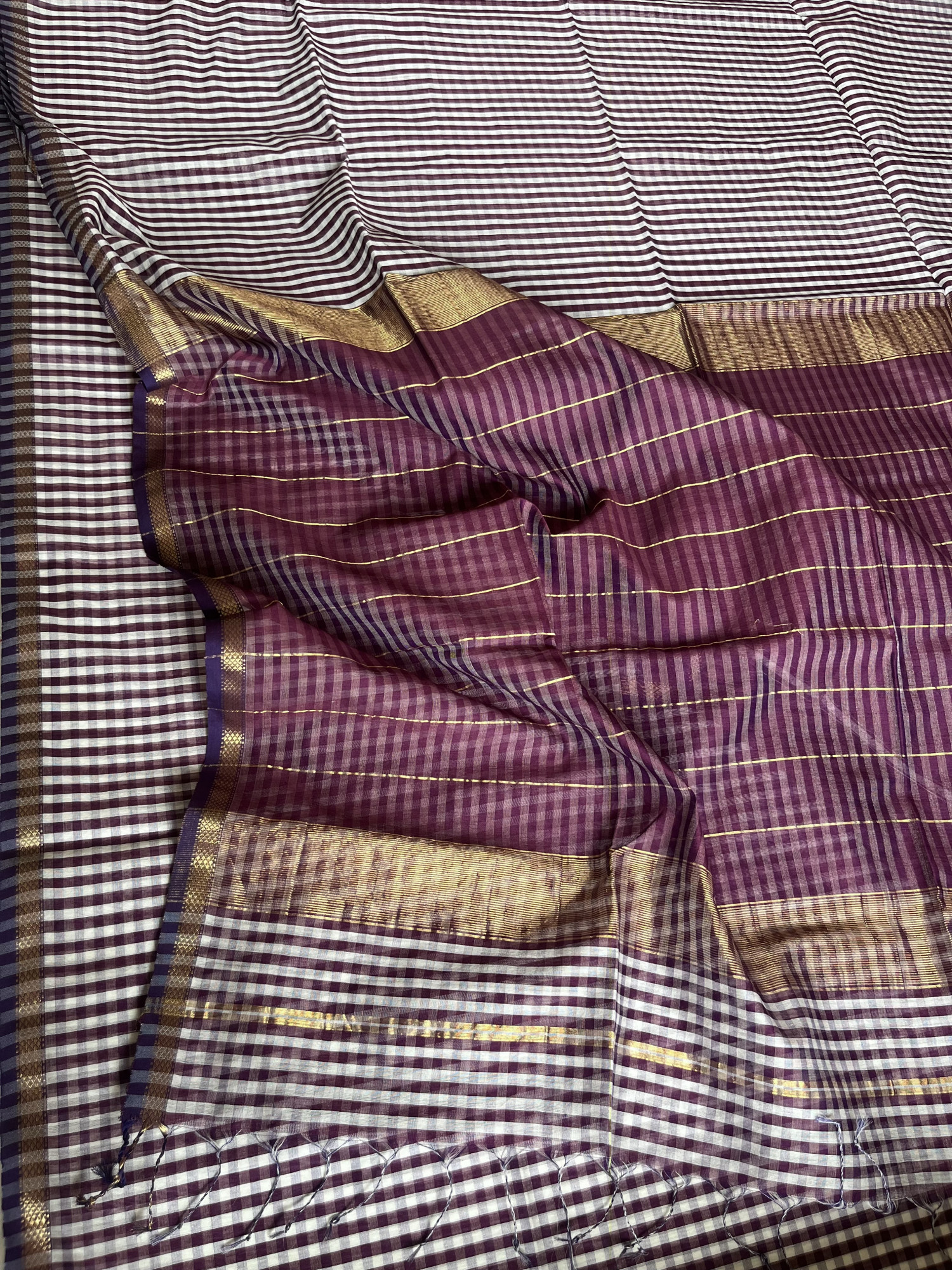Maheshwari cotton-silk handloom saree Plum purple