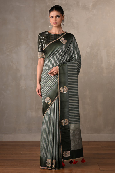 Opulent Green Banarasi Saree With Intricate Embroidery