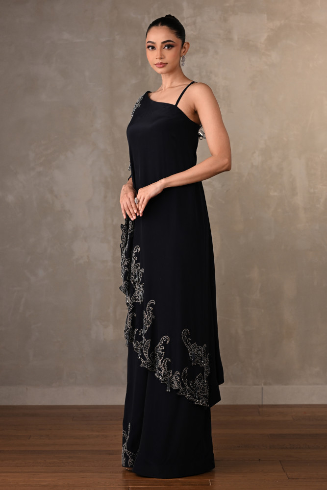 Noir One-Shoulder Crepe Kaftan Set