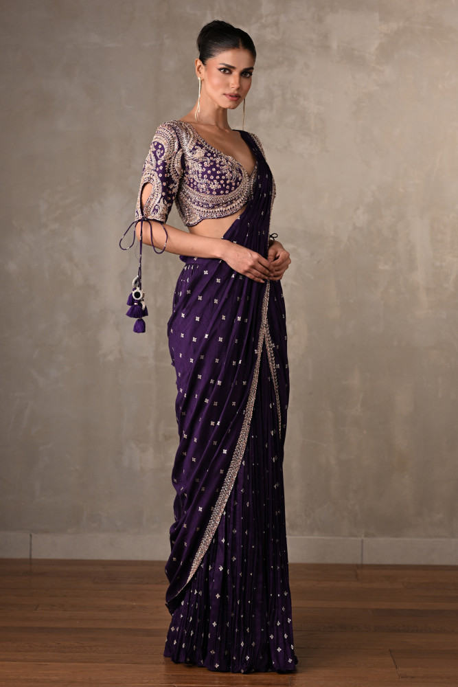 Zariya Purple Embroidered Drape Saree