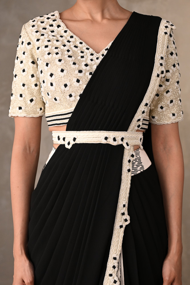 Off White-Black Contrast Floral Drape Saree