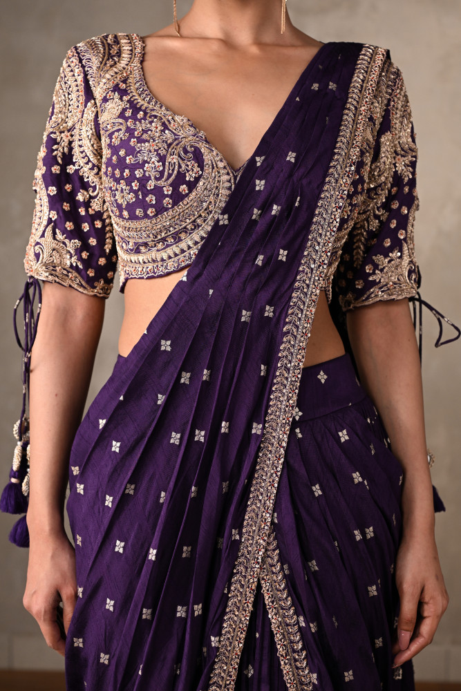 Zariya Purple Embroidered Drape Saree