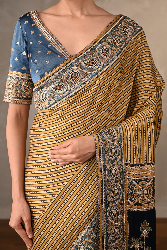 Golden Stripes Saree Set