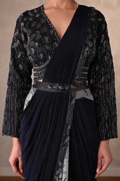 Noir Bloom Belted Crepe Drape Saree