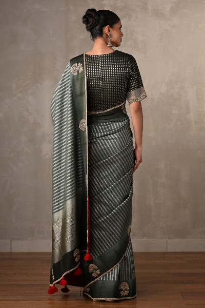 Opulent Green Banarasi Saree With Intricate Embroidery