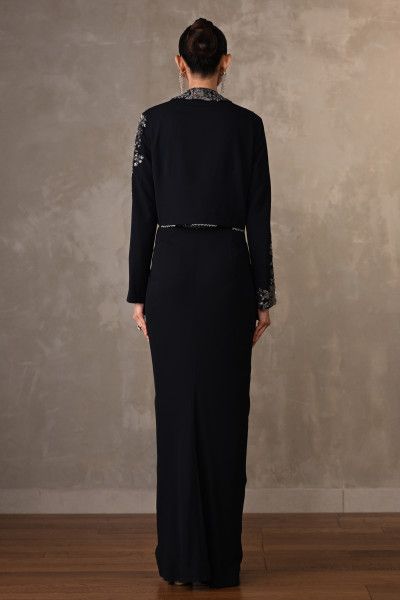Blue Embroidered Georgette Drape Set With Jacket