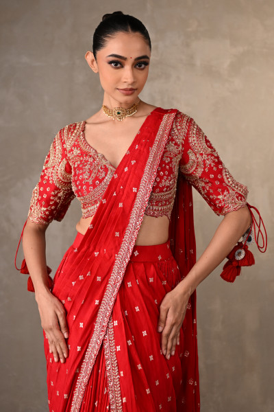 Zariya Red Embroidered Drape Saree