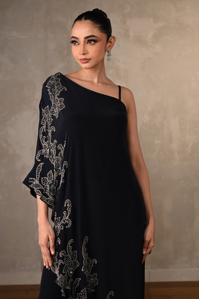 Noir One-Shoulder Crepe Kaftan Set