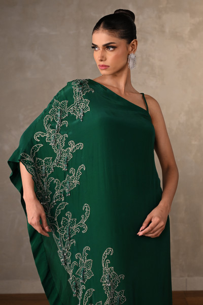 Noir One-Shoulder Crepe Kaftan Set