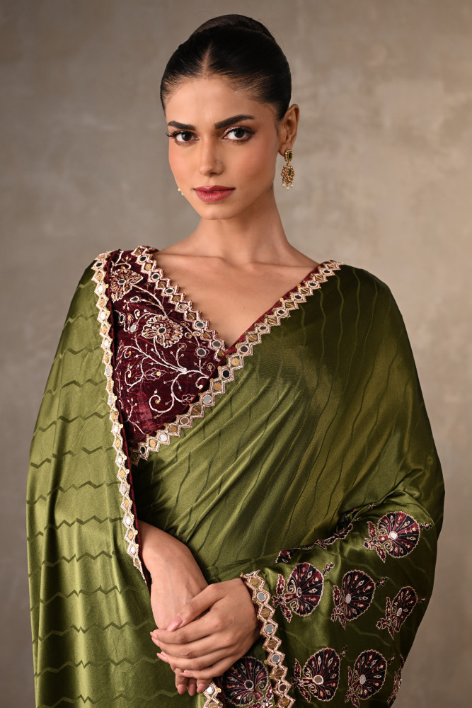 Mehndi Green Satin Mirror Work Saree Set