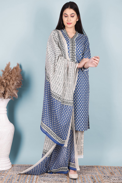Women Pure Cotton Straight V Neck Kurta Pant DupattaSet