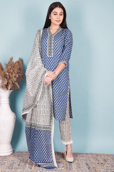 Women Pure Cotton Straight V Neck Kurta Pant DupattaSet