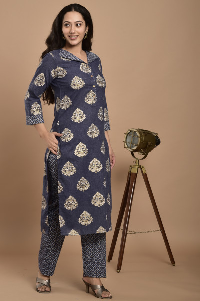 Women Pure Cotton Straight Collared Neck Kurta Pant Set