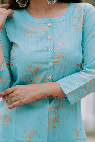 Gold Printed Cotton Straight Blue Kurta