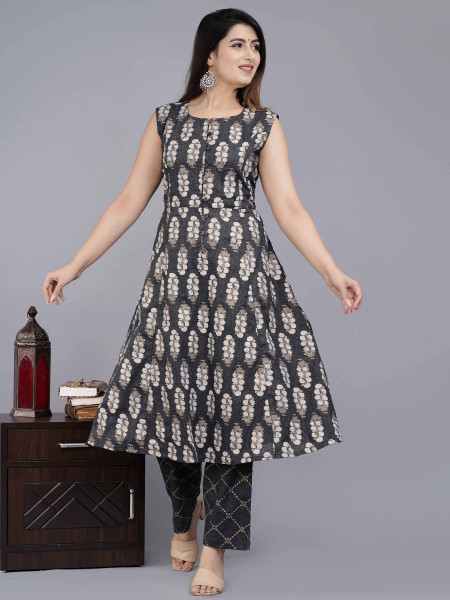 Women Pure Cotton A-line Round Neck Kurta Pant Set