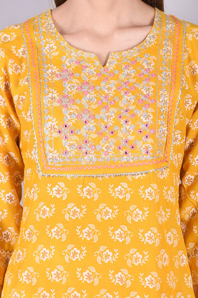 Women Cotton Rayon Straight Round Neck Kurta Palazzo Set