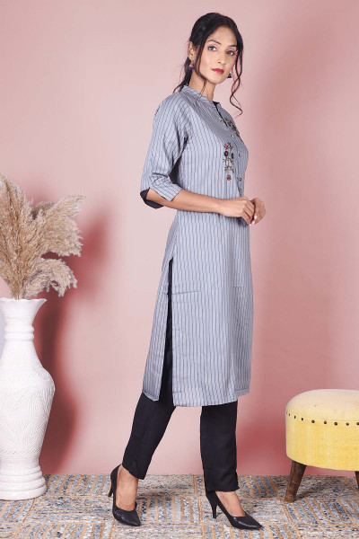 Women Cotton Rayon Straight Round Neck Kurta Pant Set