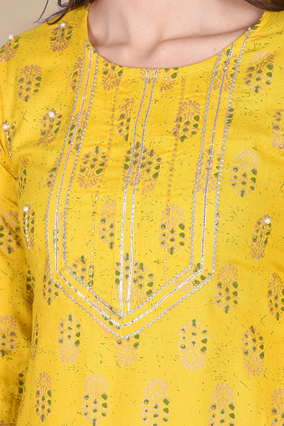 Women Cotton Rayon Straight Round Neck Kurta Pant Set