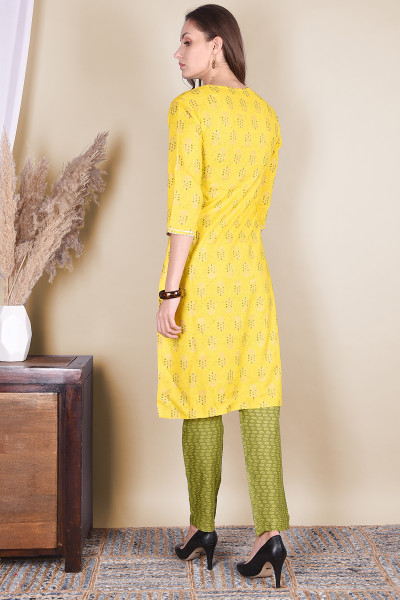 Women Cotton Rayon Straight Round Neck Kurta Pant Set