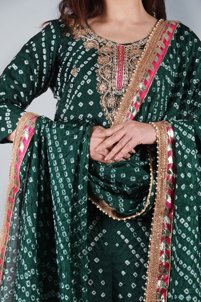 Women Pure Cotton Straight Round Neck Kurta Pant DupattaSet