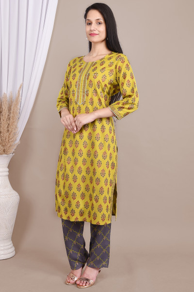 Women Cotton Rayon Straight Round Neck Kurta Palazzo Set