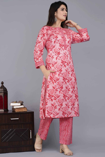Women Pure Cotton Straight Round Neck Kurta Pant Set