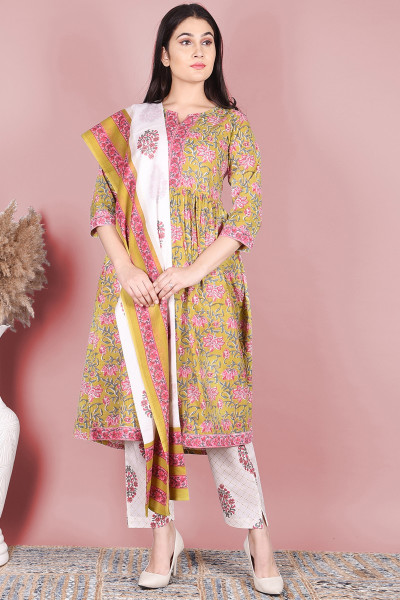 Women Pure Cotton Flared Round Neck Kurta Palazzo DupattaSet