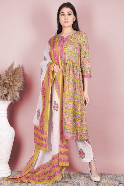Women Pure Cotton Flared Round Neck Kurta Palazzo DupattaSet