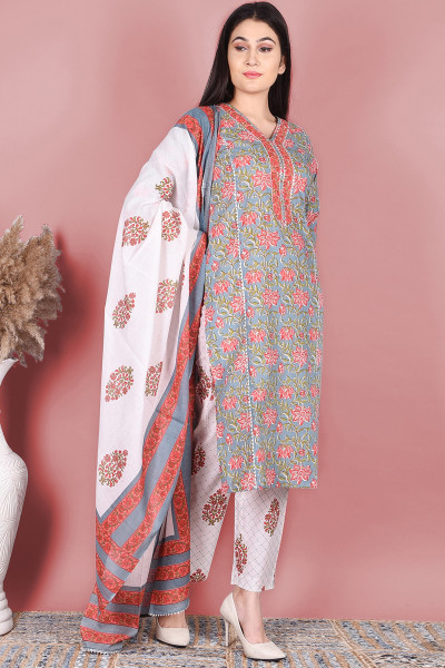 Women Pure Cotton Straight V Neck Kurta Palazzo DupattaSet