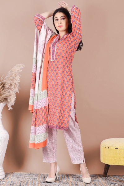 Women Pure Cotton Straight V Neck Kurta Palazzo DupattaSet