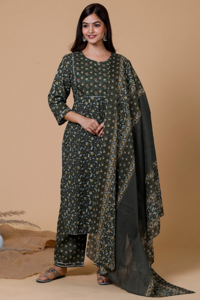 Women Pure Cotton Straight Round Neck Kurta Palazzo DupattaSet