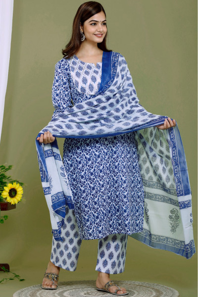 Women Pure Cotton Straight Round Neck Kurta Palazzo DupattaSet