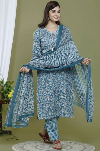 Women Pure Cotton Straight Round Neck Kurta Pant DupattaSet
