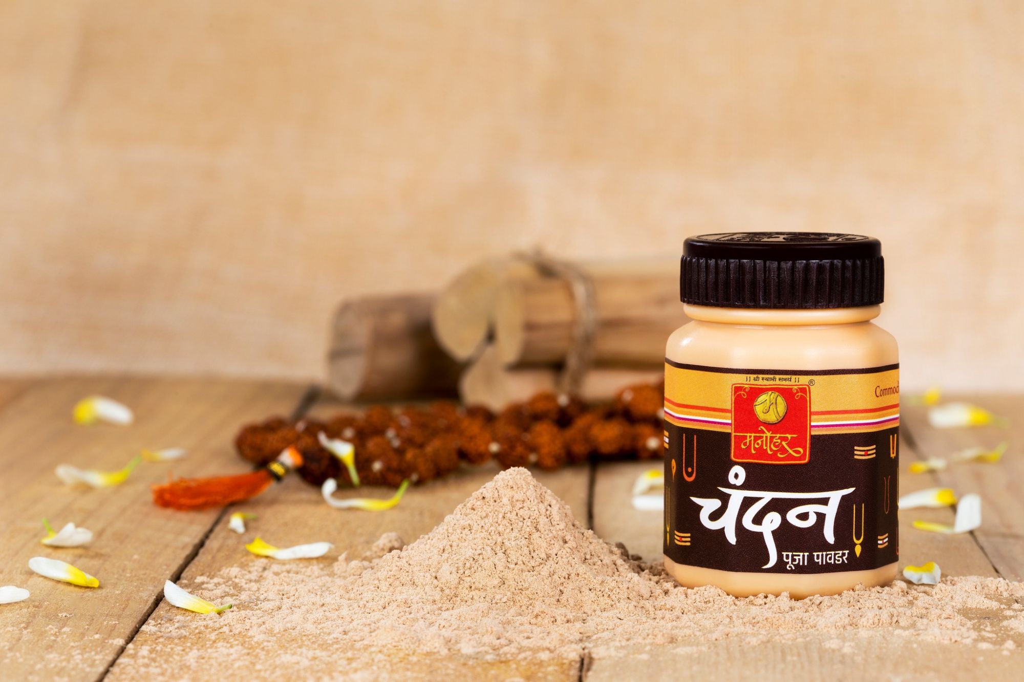 Manohar Sugandhi Chandan Powder