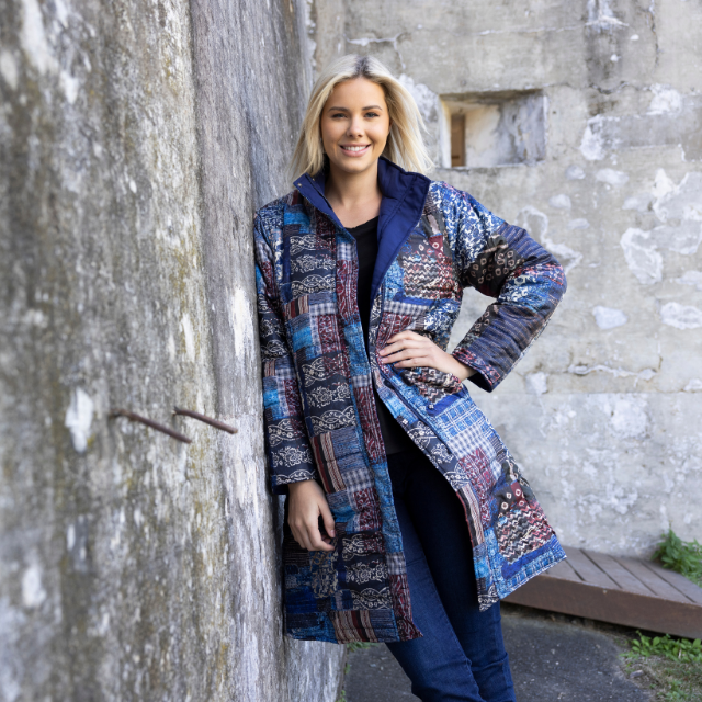 Category Alt Coats / Jackets / Jumpers