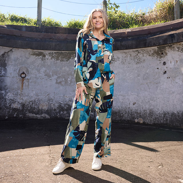 Category Alt Bottoms