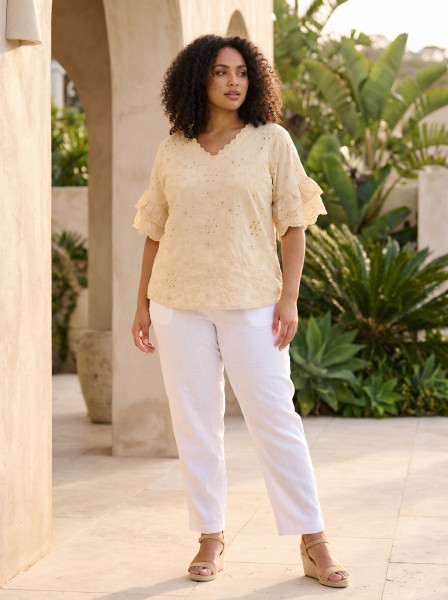 Broderie Top