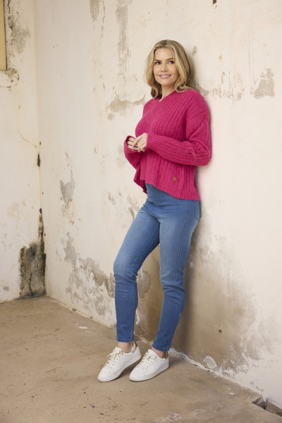 Wool Knit Jumper V-Neck
