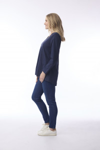 Essential Knit Top V Neck