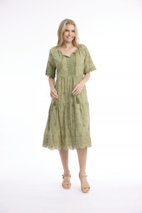 Broderie Dress Layers