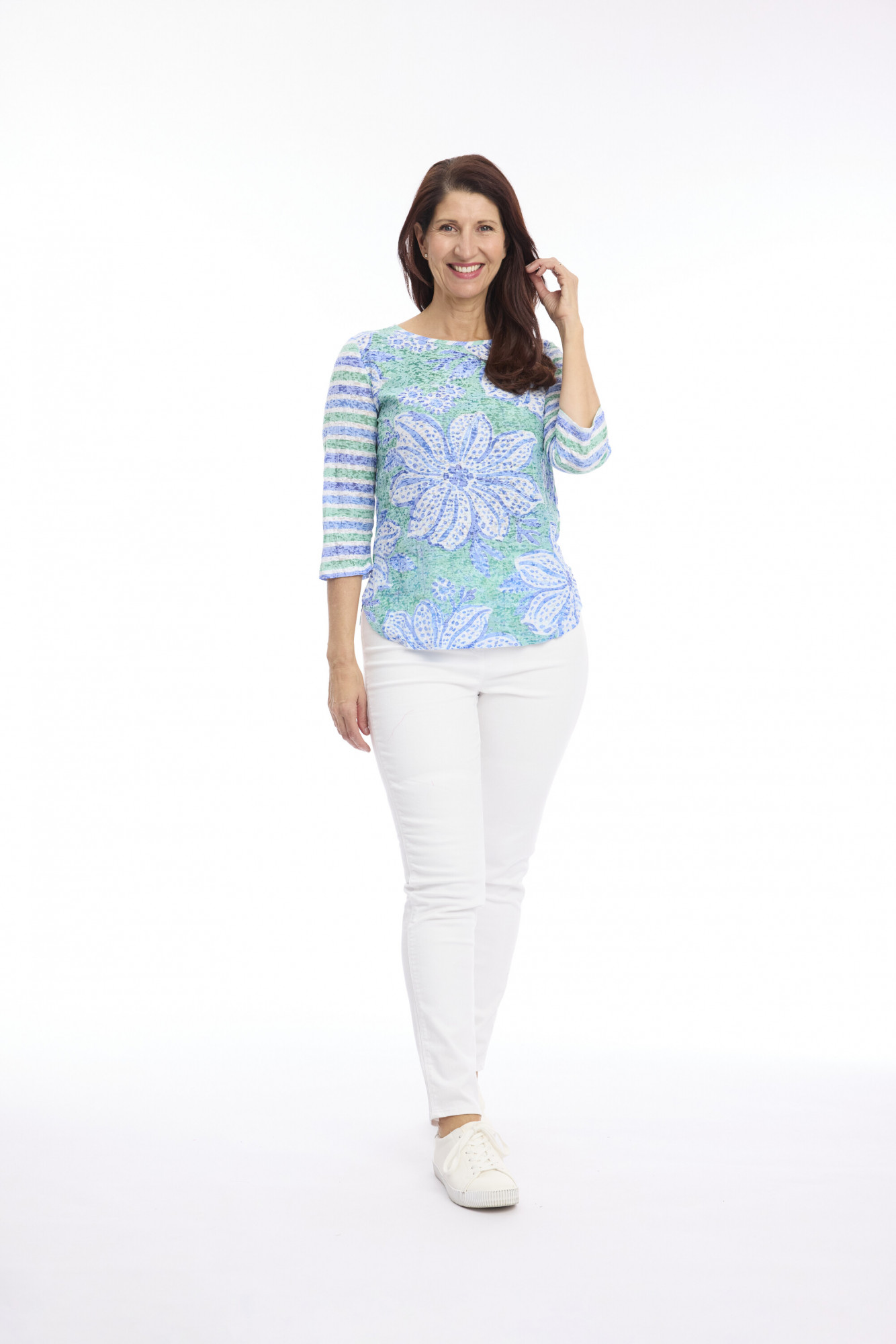 3/4 Sleeve Scoop Neck Tee