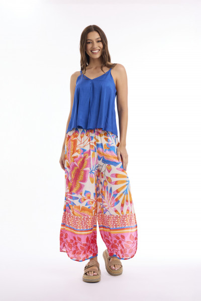 Julia Pant